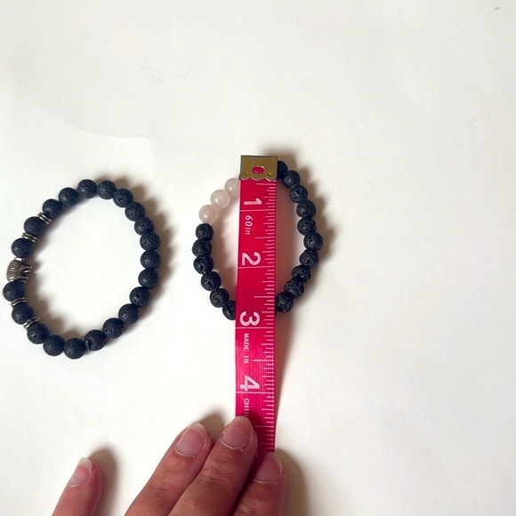 Black pumice / lava rock and White Beaded Bracelet Set with Elephant charm - Picture 6 of 6